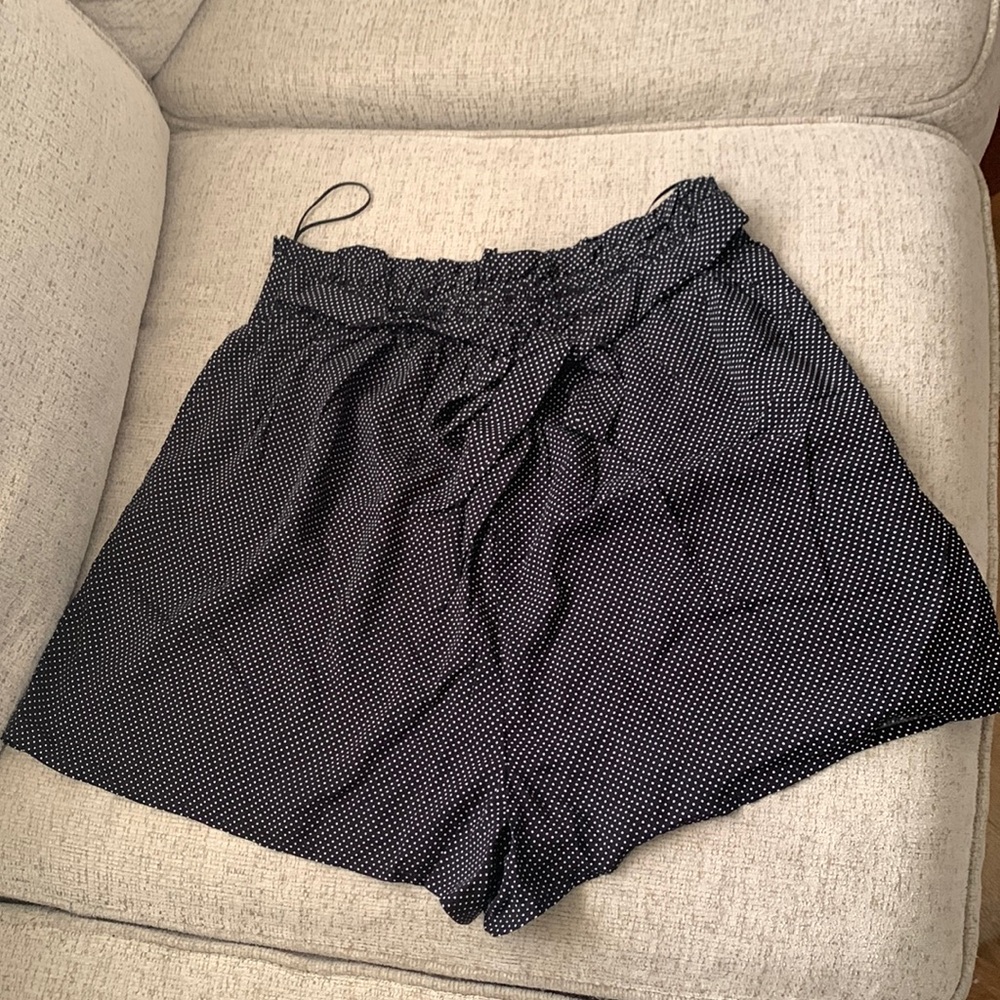 Olive & Joye high waist belted loose shorts size L